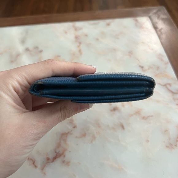 Louis Vuitton Epi Blue Tassil Leather Elise Bifold Wallet MI0962 - Picture 5 of 16